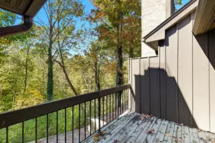 30915 Timberbrook Ln, Bingham Farms, MI 48025 - Photo 17