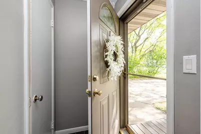 631 Marvin Avenue, Saint Joseph, MI 49085 - Photo 3
