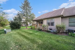 512 Brooks Hollow Ct, Dundee, MI 48131 - Photo 33