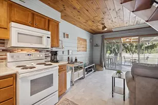 5340 Notre Dame Ave, Stevensville, MI 49127 - Photo 9