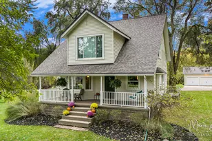 3120 Richmond St NW, Grand Rapids, MI 49534 - Photo 3