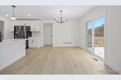 8333 Kettle Oak Drive SE, Alto, MI 49302 - Photo 9