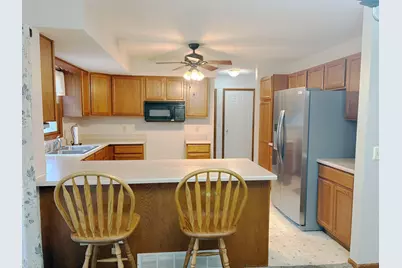 6821 Country Meadows Drive, Kalamazoo, MI 49048 - Photo 7