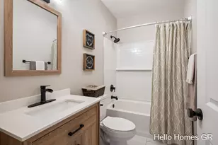 2019 Plainfield Ave NE, Grand Rapids, MI 49505 - Photo 15