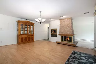 70506 Sunrise Dr, Edwardsburg, MI 49112 - Photo 7