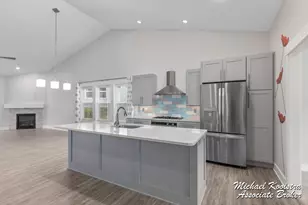 122 Blue Violet LN NE, Comstock Park, MI 49321 - Photo 3