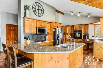 2420 Hylane Court NE, Grand Rapids, MI 49505 - Photo 15