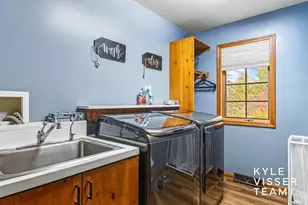 2420 Hylane Ct NE, Grand Rapids, MI 49505 - Photo 21