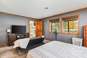 2420 Hylane Ct NE, Grand Rapids, MI 49505 - Photo 37