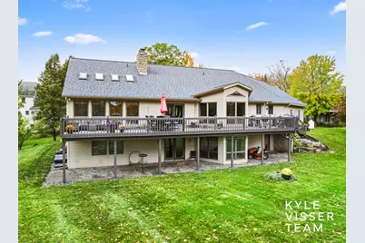 2420 Hylane Court NE, Grand Rapids, MI 49505 - Photo 45