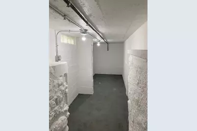 690 Upton Avenue, Springfield, MI 49037 - Photo 33