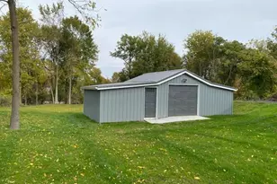 690 Upton Ave, Springfield, MI 49037 - Photo 5