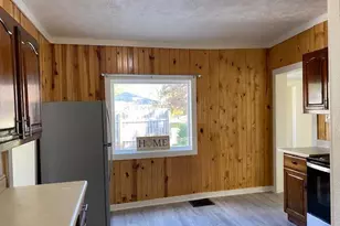 690 Upton Ave, Springfield, MI 49037 - Photo 11