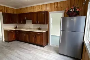 690 Upton Ave, Springfield, MI 49037 - Photo 9