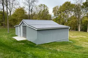 690 Upton Ave, Springfield, MI 49037 - Photo 39