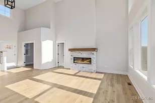 5926 Valley Point Dr SE, Caledonia, MI 49316 - Photo 5
