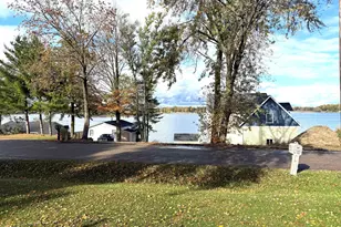 6961 Shoreline Dr, Delton, MI 49046 - Photo 3