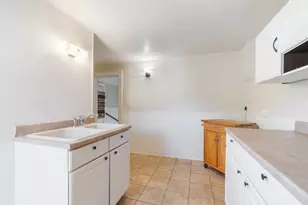 1217 1st St, Jackson, MI 49203 - Photo 35