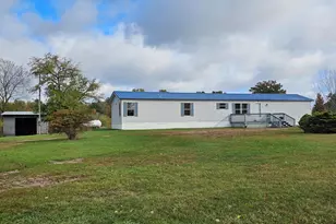 492 Belding Rd, Orleans, MI 48865 - Photo 3