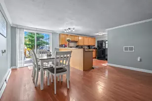 1125 Hickory Ln, Hillsdale, MI 49242 - Photo 9