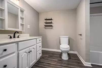 402 Michigan Avenue, Dowagiac, MI 49047 - Photo 25