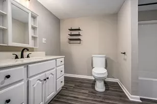 402 Michigan Ave, Dowagiac, MI 49047 - Photo 25