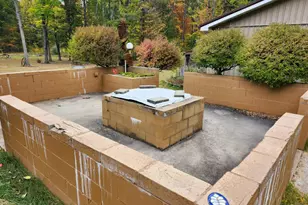 108 Deerwood Ct, Roscommon, MI 48653 - Photo 49