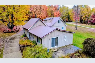 108 Deerwood Court, Roscommon, MI 48653 - Photo 7
