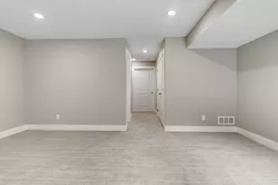 7236 Atwater Dr, Norton Shores, MI 49456 - Photo 41