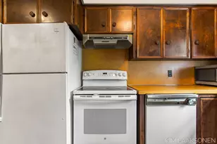 1340 S Shore Dr, Holland, MI 49423 - Photo 11