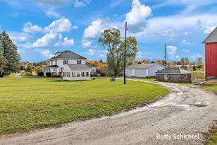 20017 7 Mile Rd, Reed City, MI 49677 - Photo 7