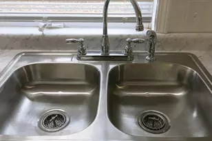 735 Bright Water Dr, Coldwater, MI 49036 - Photo 9