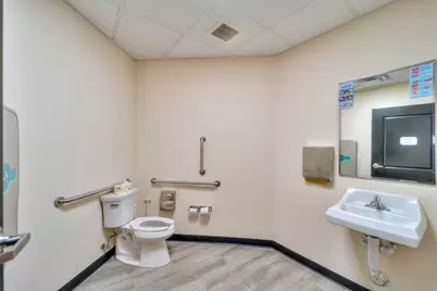 900 E Michigan Avenue, Jackson, MI 49201 - Photo 17