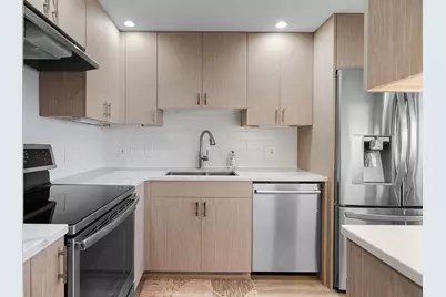 124 Campau Circle NW #1710, Grand Rapids, MI 49503 - Photo 5