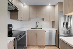 124 Campau Cir NW, Grand Rapids, MI 49503 - Photo 5