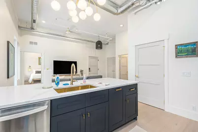 300 Washington Avenue #4, Grand Haven, MI 49417 - Photo 9