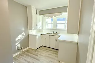 2525 Reynolds St, Muskegon Heights, MI 49444 - Photo 5