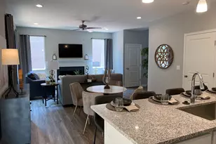 1027 Rebecca St, Marshall, MI 49068 - Photo 5