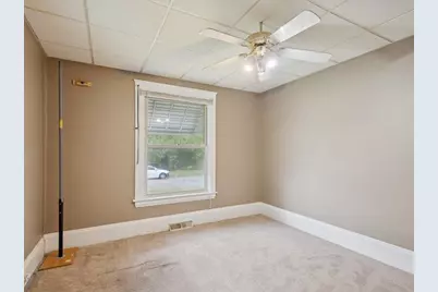 239 N Dwight Street, Jackson, MI 49202 - Photo 11