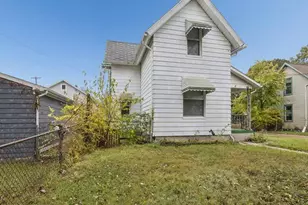 239 N Dwight St, Jackson, MI 49202 - Photo 3