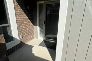 1054 Bristol Ct, Northville, MI 48167 - Photo 3