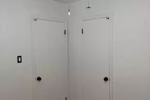 2490 Pinetree Dr, Trenton, MI 48183 - Photo 15