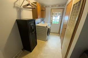 1559 Larkmore Ln, Grass Lake, MI 49240 - Photo 9