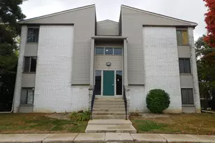 32005 W 12 Mile Rd, Farmington Hills, MI 48334 - Photo 21