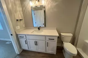 1034 Castlebay Way, Hudsonville, MI 49426 - Photo 9