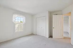 16252 Country Knoll Dr, Northville, MI 48168 - Photo 33