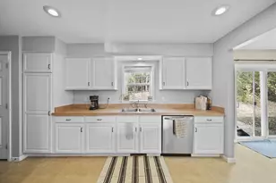 3584 Hunters Ct, Grass Lake, MI 49240 - Photo 9