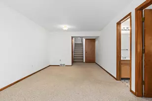 4683 Rockvalley Dr NE, Grand Rapids, MI 49525 - Photo 35