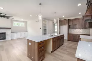 10545 Sharon Lee Ln, Portage, MI 49024 - Photo 7