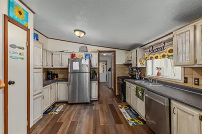 8233 S Beech Avenue, Howard City, MI 49329 - Photo 5